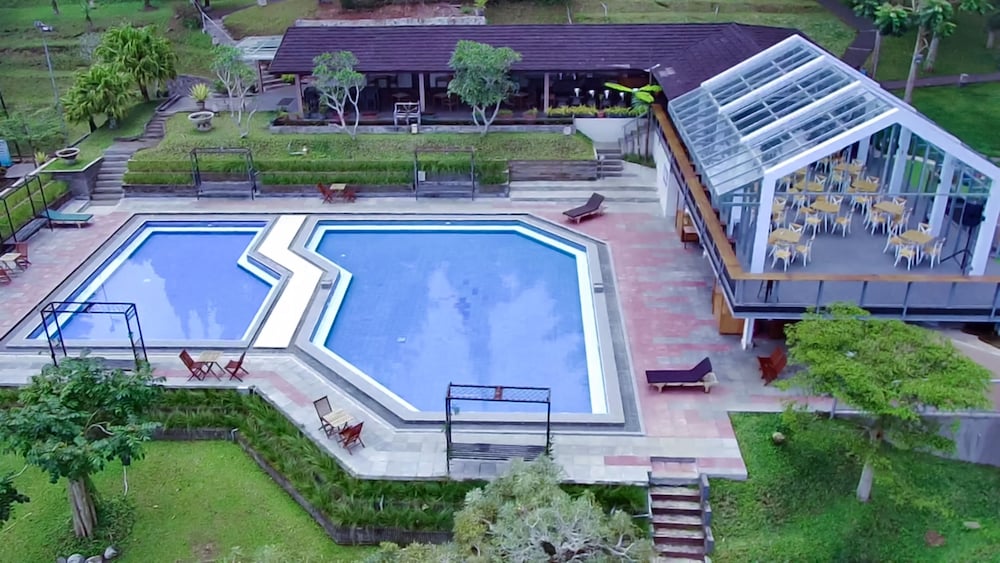 Lembang Asri Resort 35/55