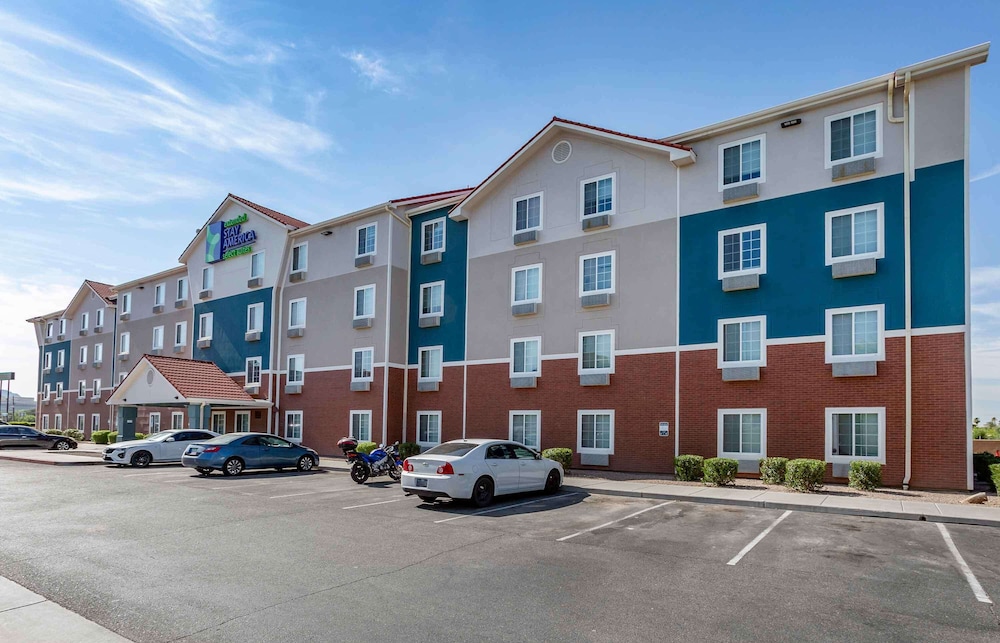 Extended Stay America Select Suites Phoenix North 44/52