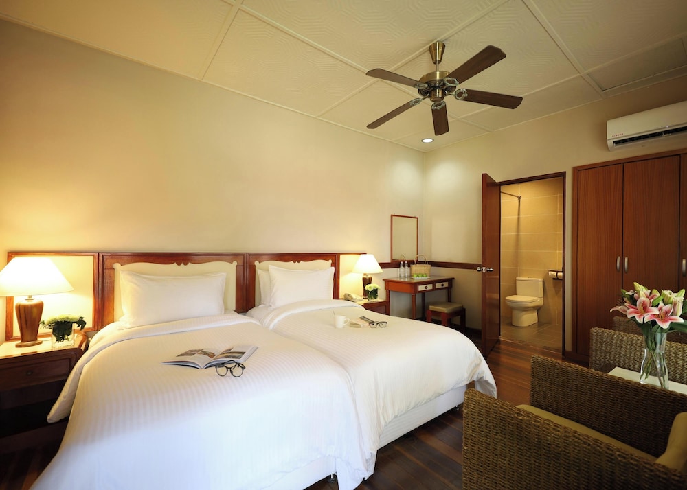Berjaya Tioman Resort 15/62
