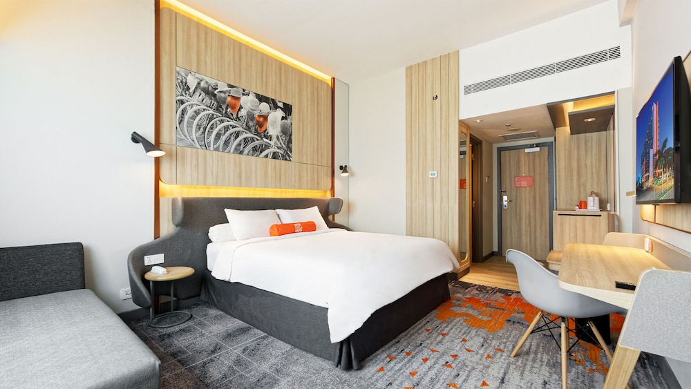 Harris Hotel Conventions Kelapa Gading 9/28