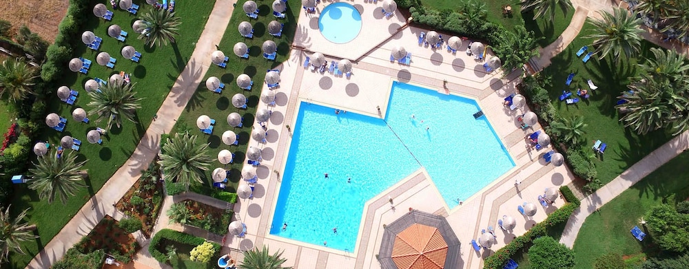 Anissa Beach and Village Hotel 45/80