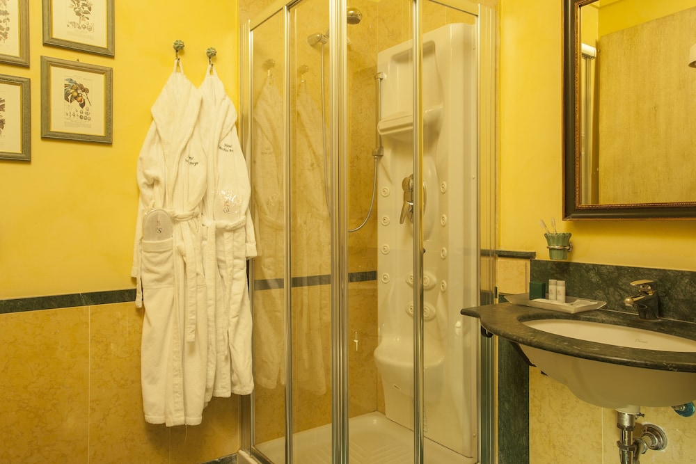 Vecchio Borgo 48/49