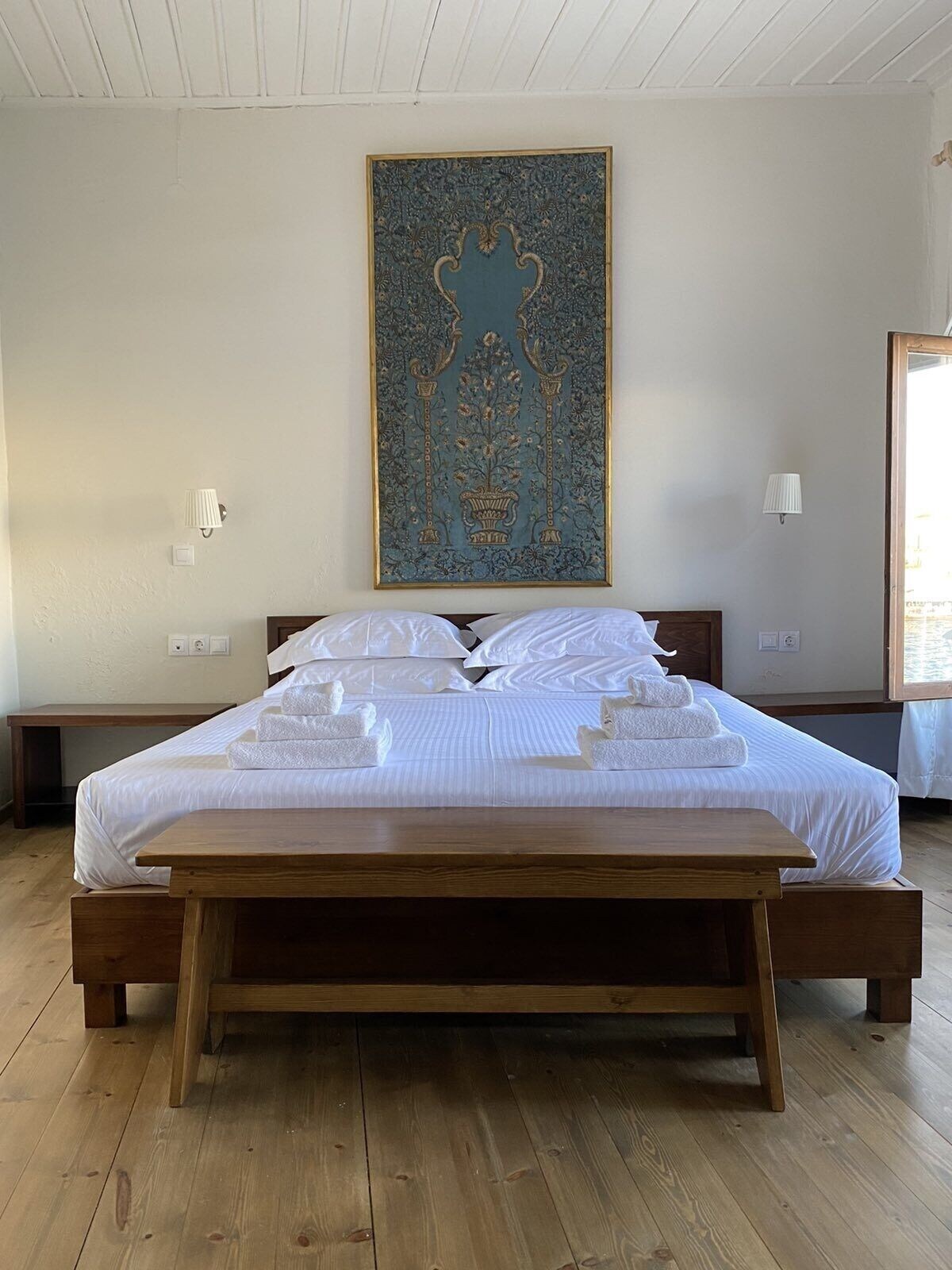 DELUXE, KING BED, SEA VIEW