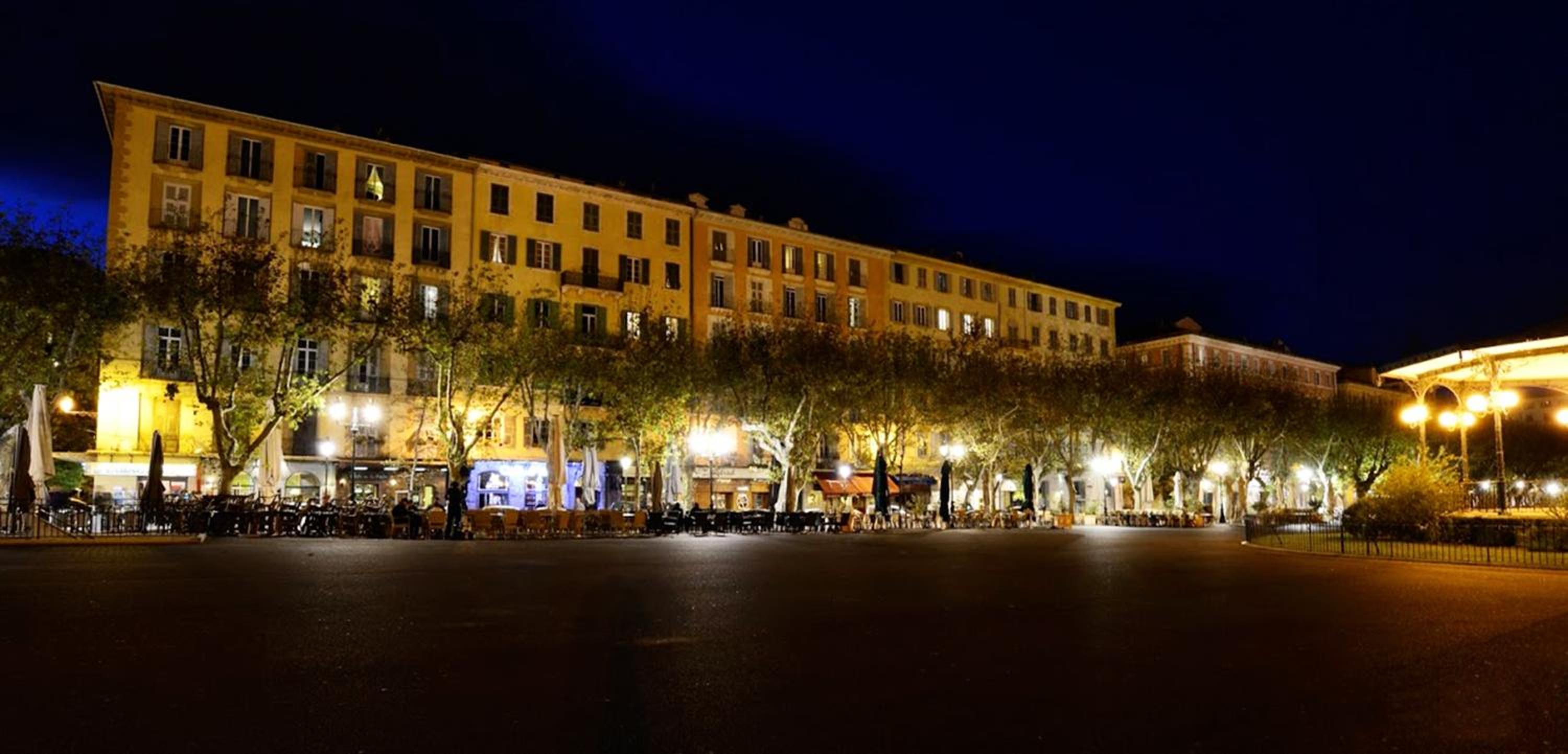 HOTEL RIVIERA 4/54
