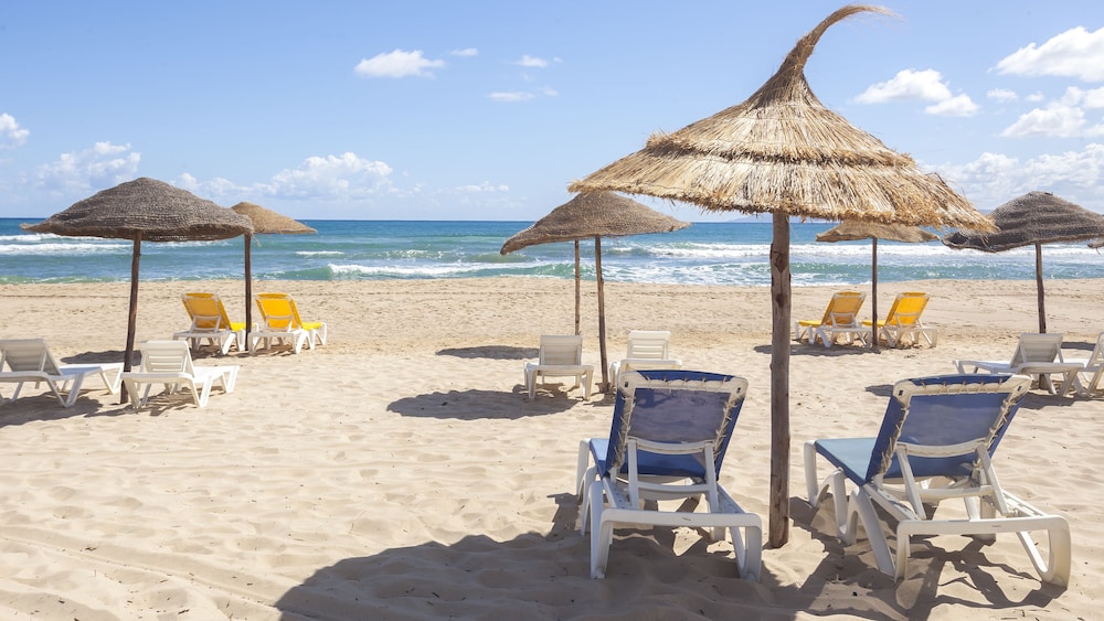 Itropika Beach 63/67