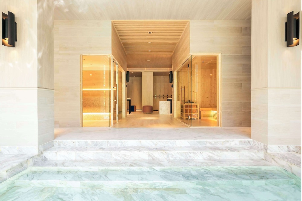 Andaz Pattaya Jomtien Beach 23/50