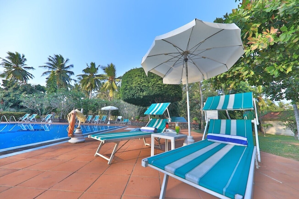 Tamarind Tree Garden Resort 50/62