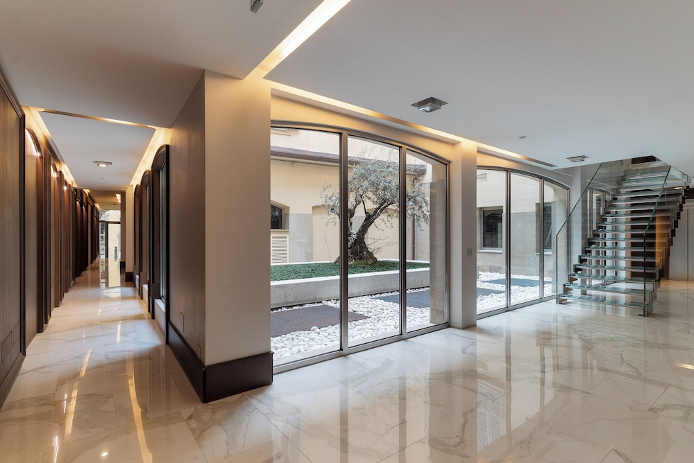 Brera Apartments In Nerino 6/50