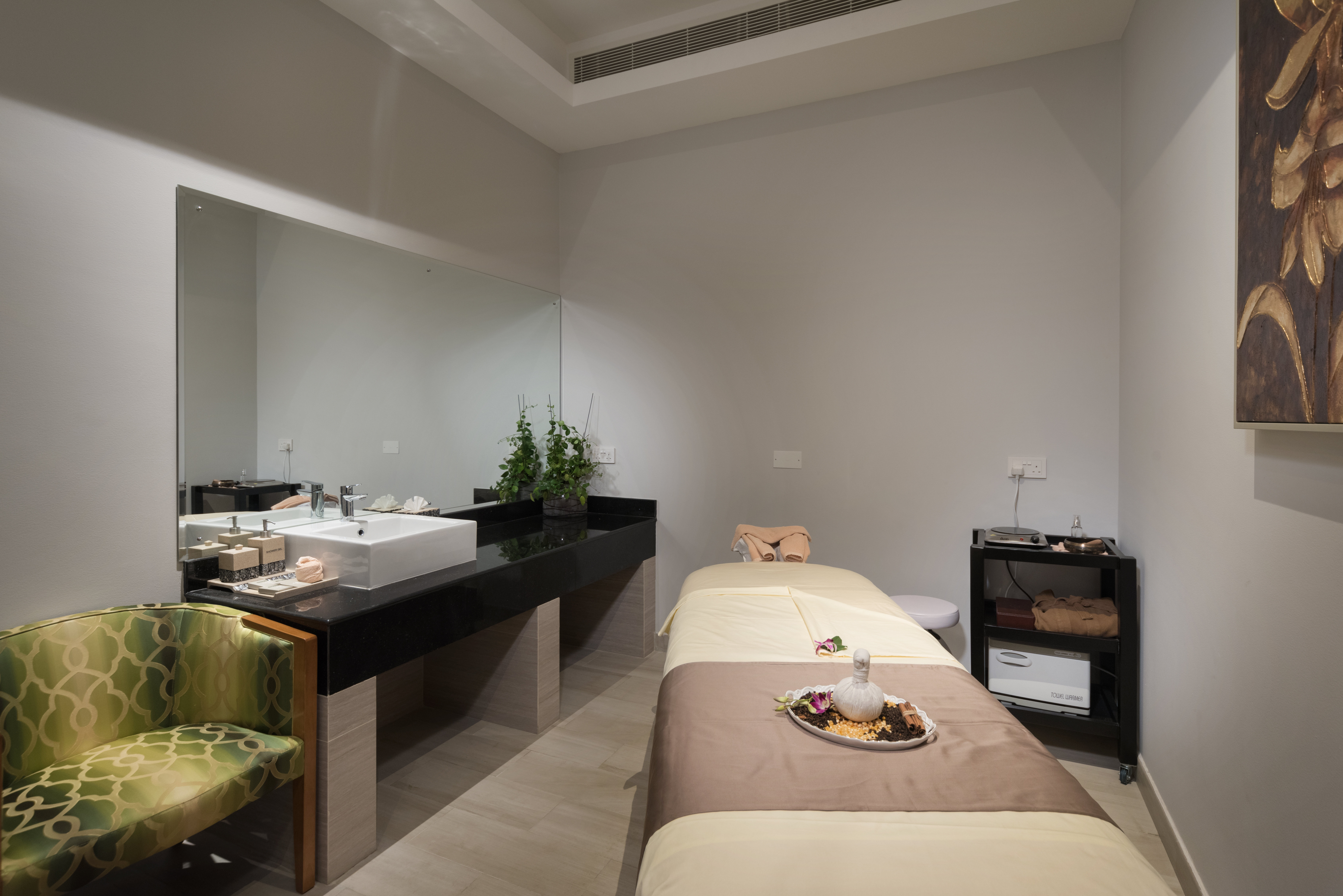 Centara Muscat Hotel Oman 45/80