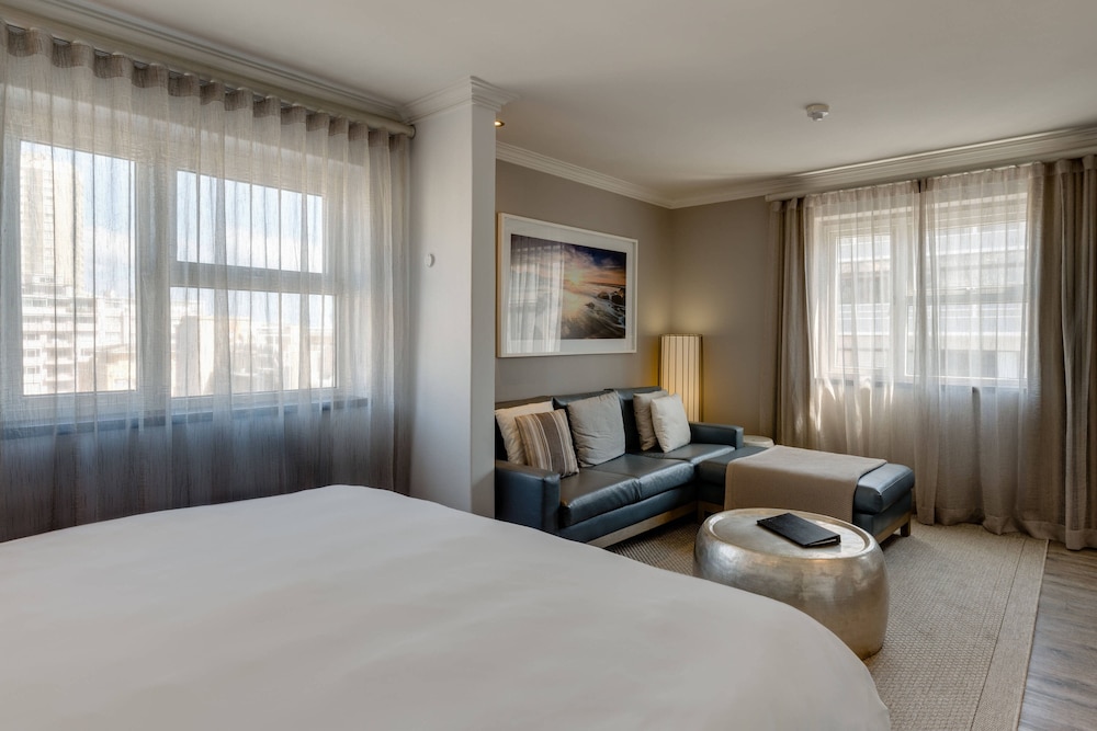 Protea Hotel by Marriott Cape Town Sea Point 20/38