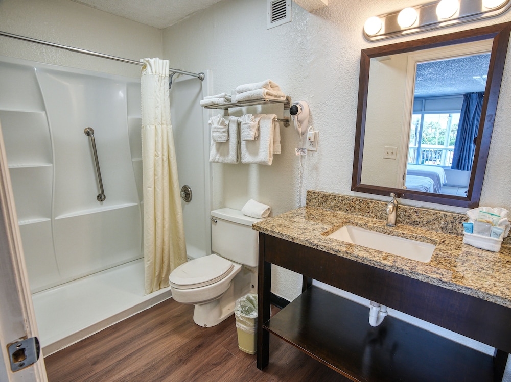 Clearwater Beach Hotel 46/50