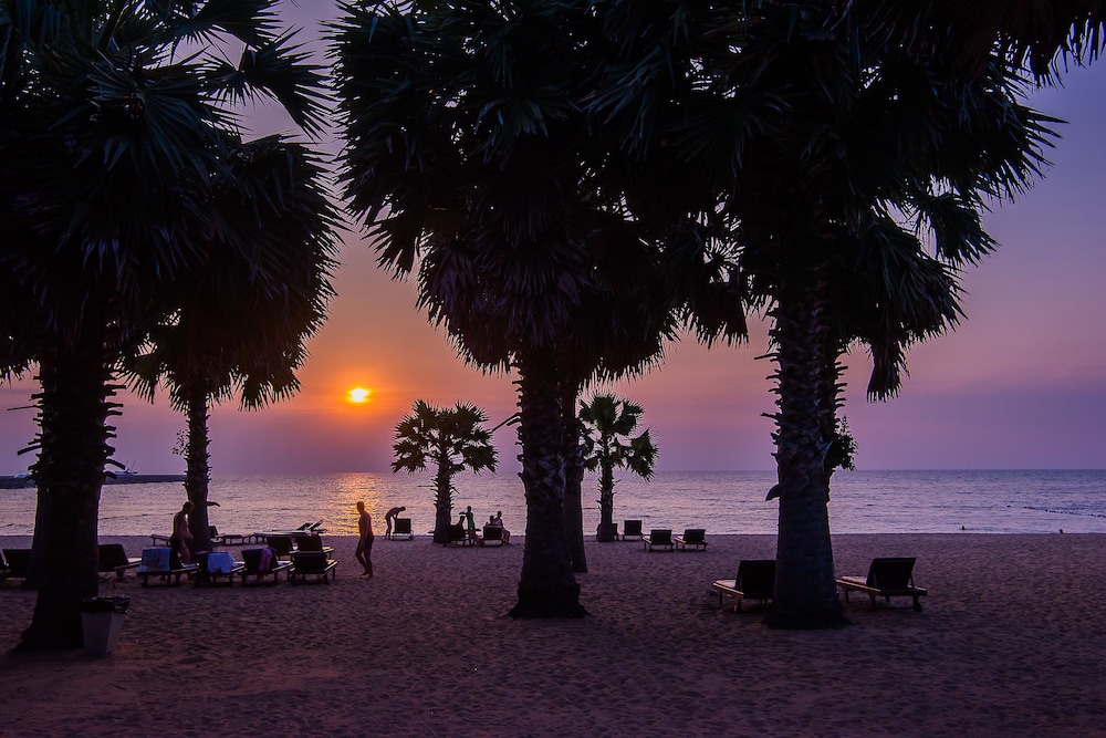 Ravindra Beach Resort and Spa 71/76