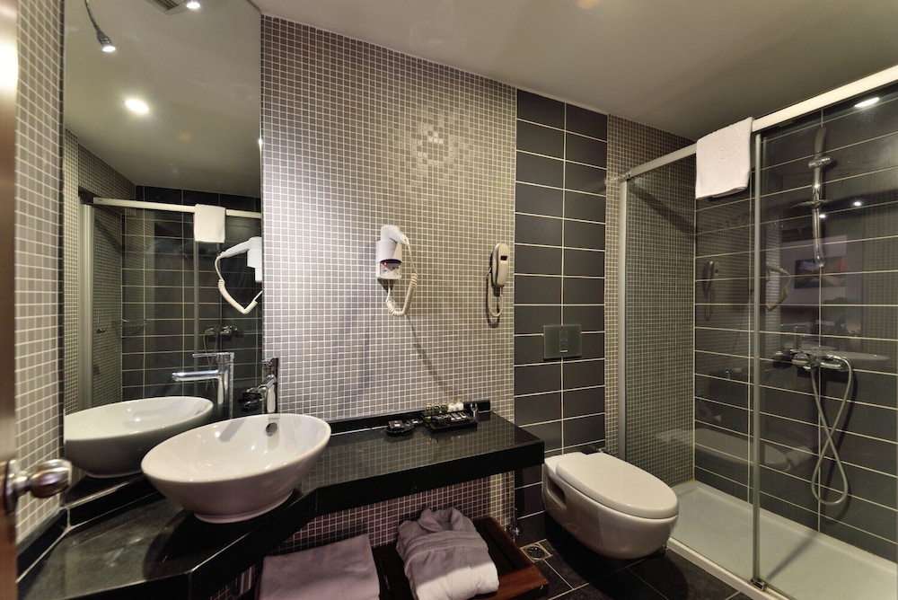 Tiara Termal Spa Hotel 72/77