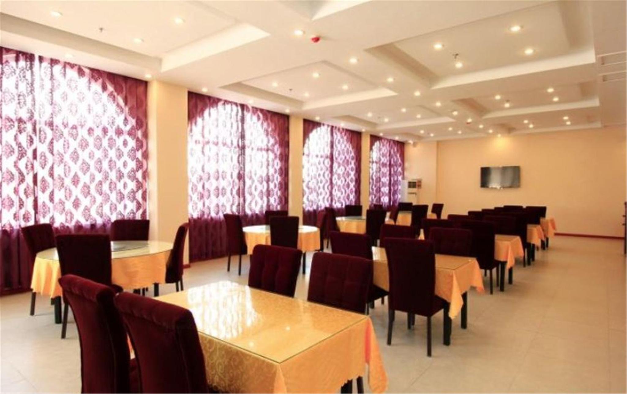 GreenTree Inn ShanDong RiZhao JuXian YinXing Avenue Middle ShanDong Road Business Hotel 53/67