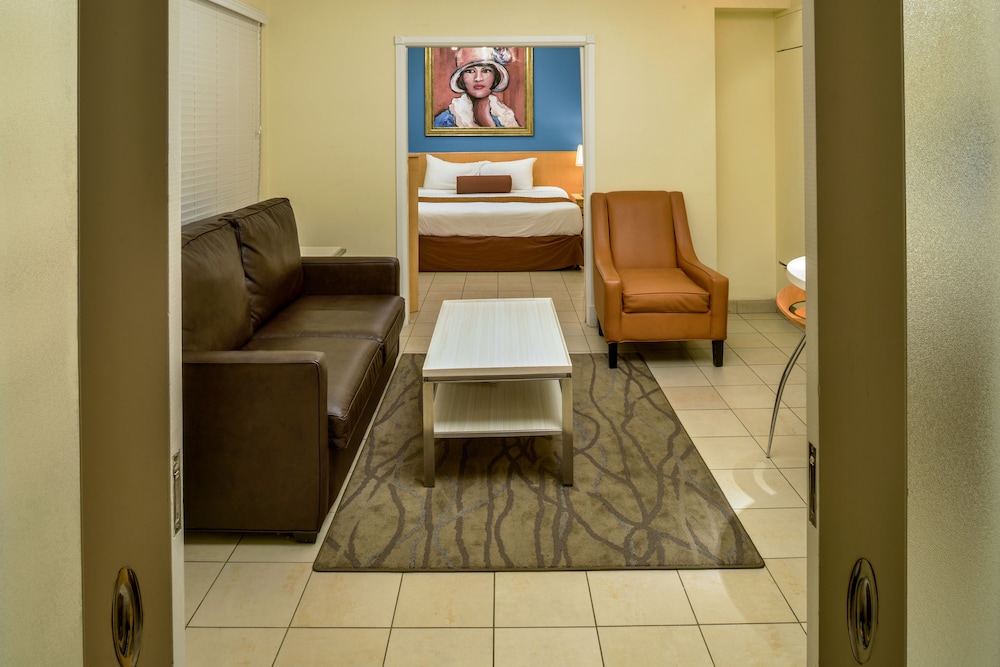 Hilton Vacation Club Crescent on South Beach Miami 26/35