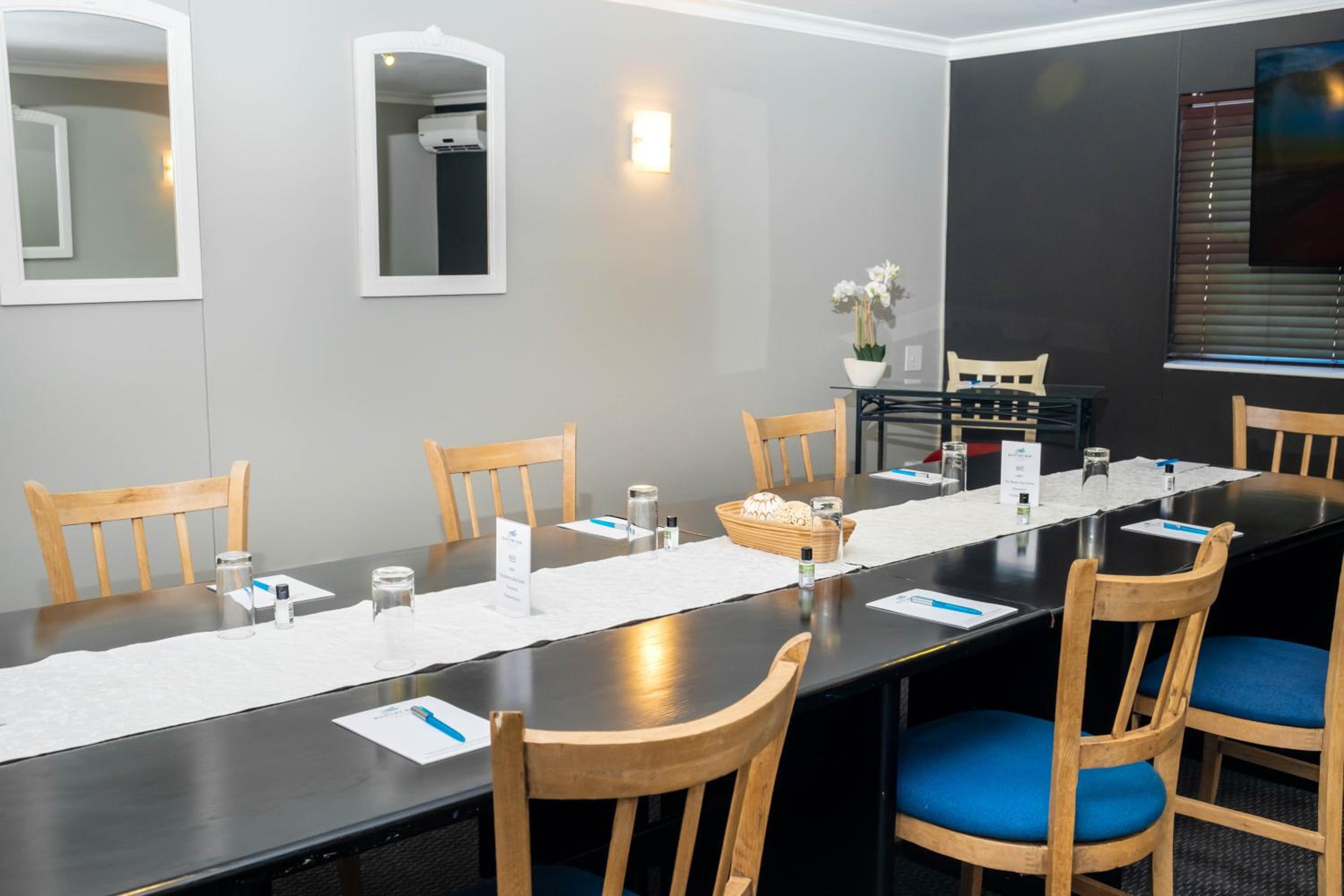 The Bantry Aparthotel 33/50