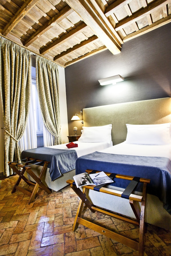 Hotel Valadier 18/72