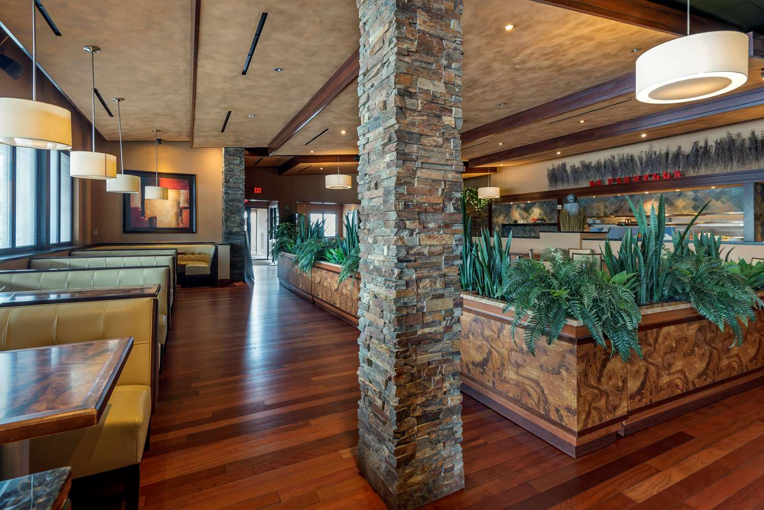 Best Western Plus Oswego Hotel And Conference Center 5/24