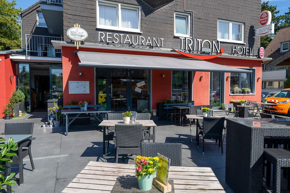 Hotel Triton 8/60