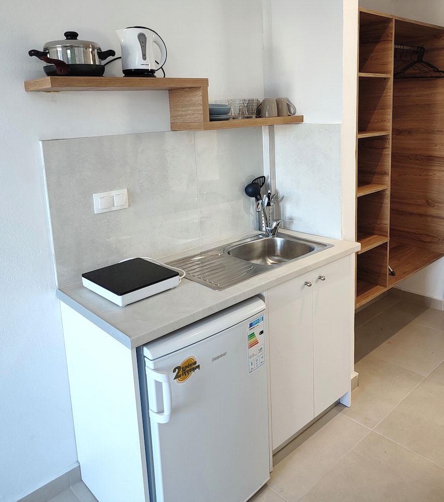 Kostas Apartments 48/48
