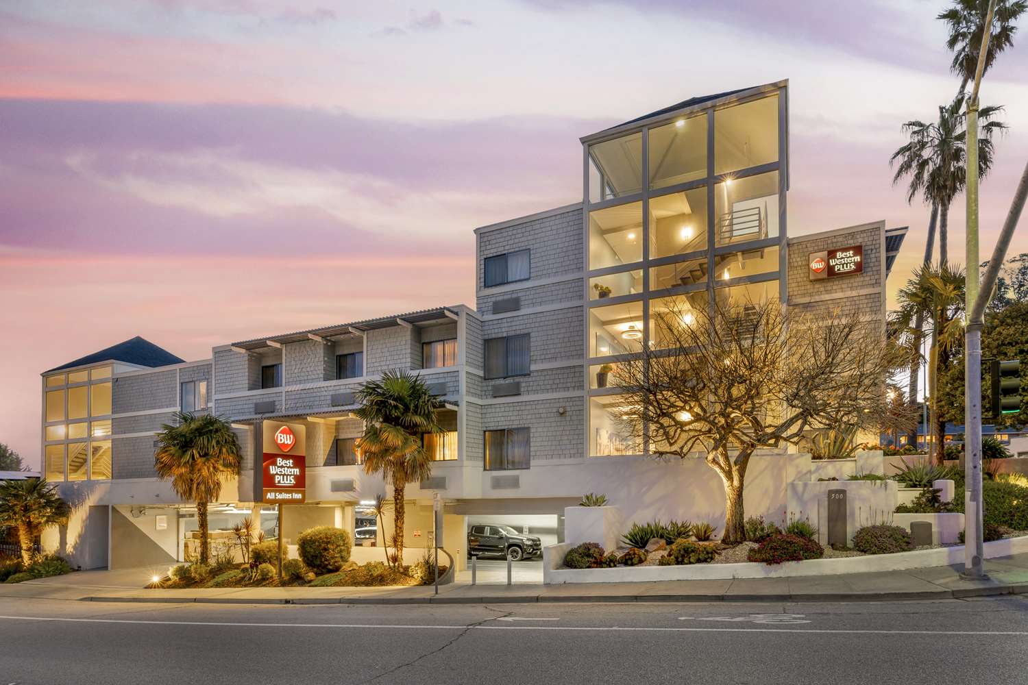 Best Western Plus All Suites Inn 3/47