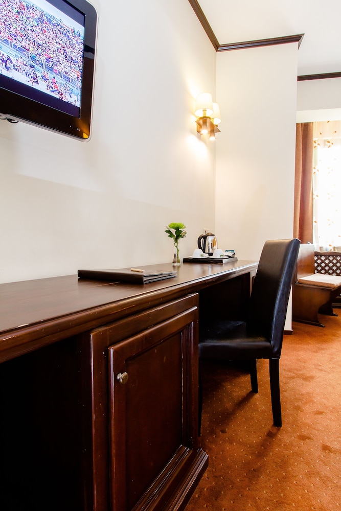 International Bucharest City Center Hotel 33/38