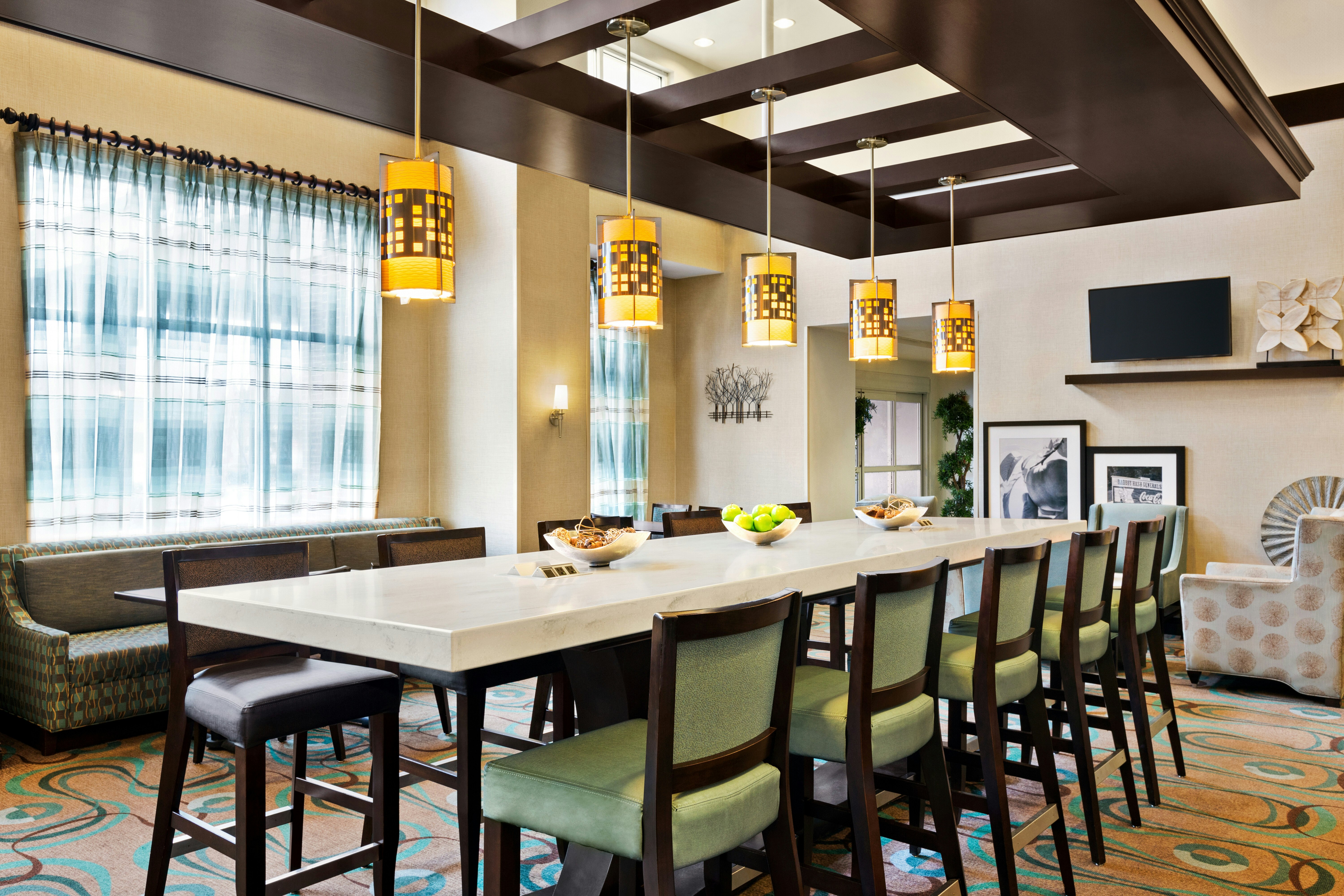 Hampton Inn & Suites Atlanta Airport West/Camp Creek Pkwy 29/41