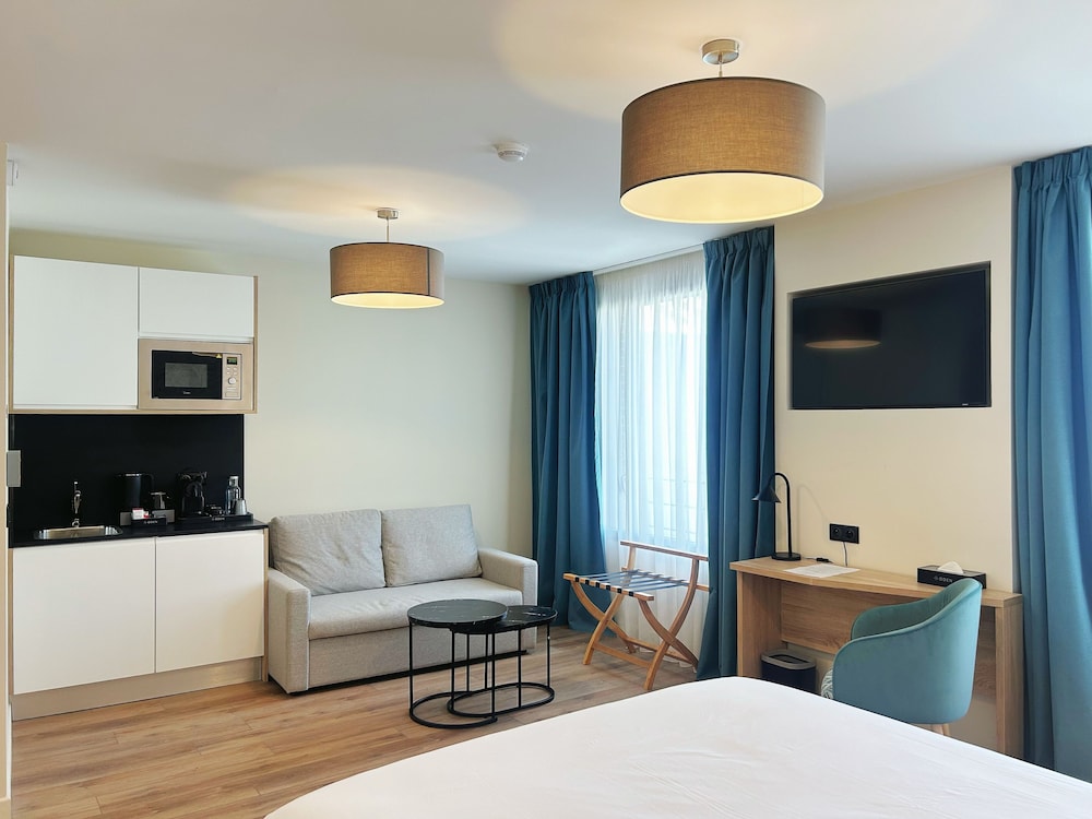 Hotel Oden Paris Ivry 34/50