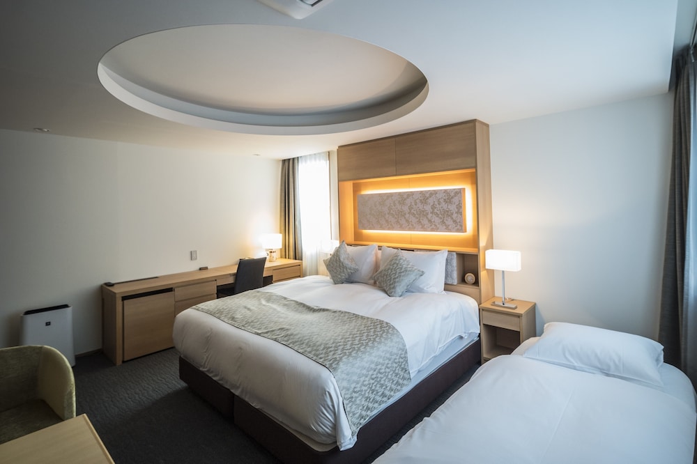 Kyoto Shijo Takakura Hotel Grandereverie 12/50