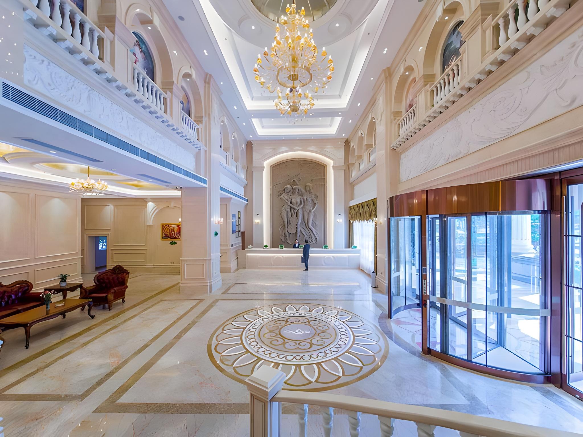 Vienna International Hotel Wuhan Yongfeng Hannan 6/25