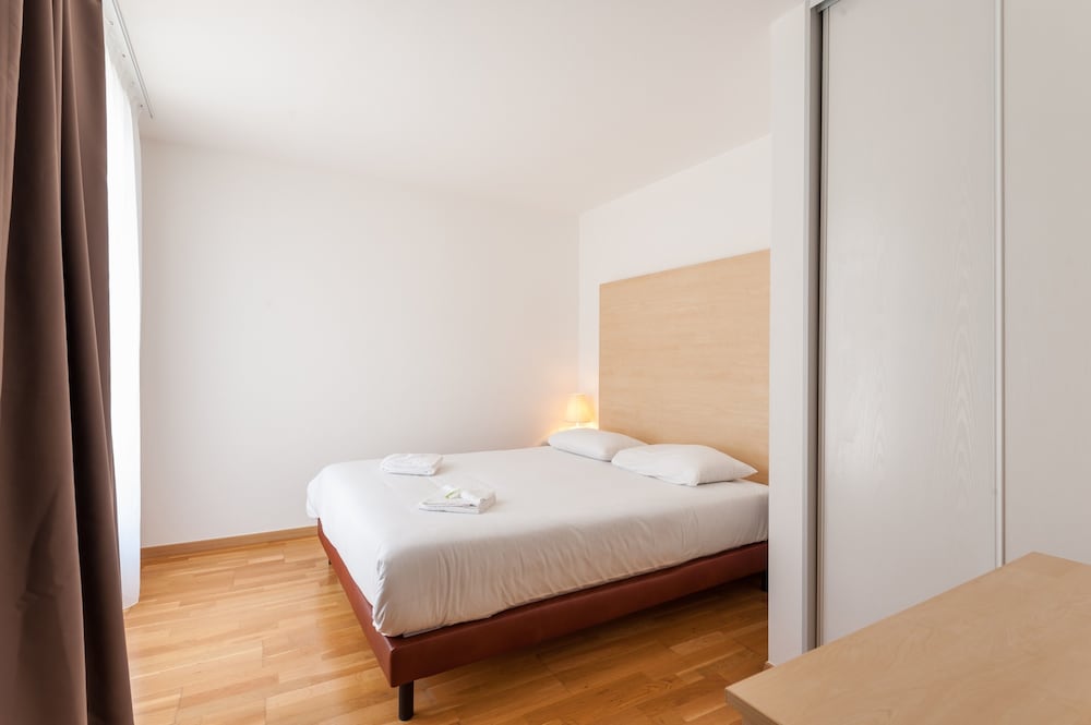 Residhotel Vieux Port 15/50