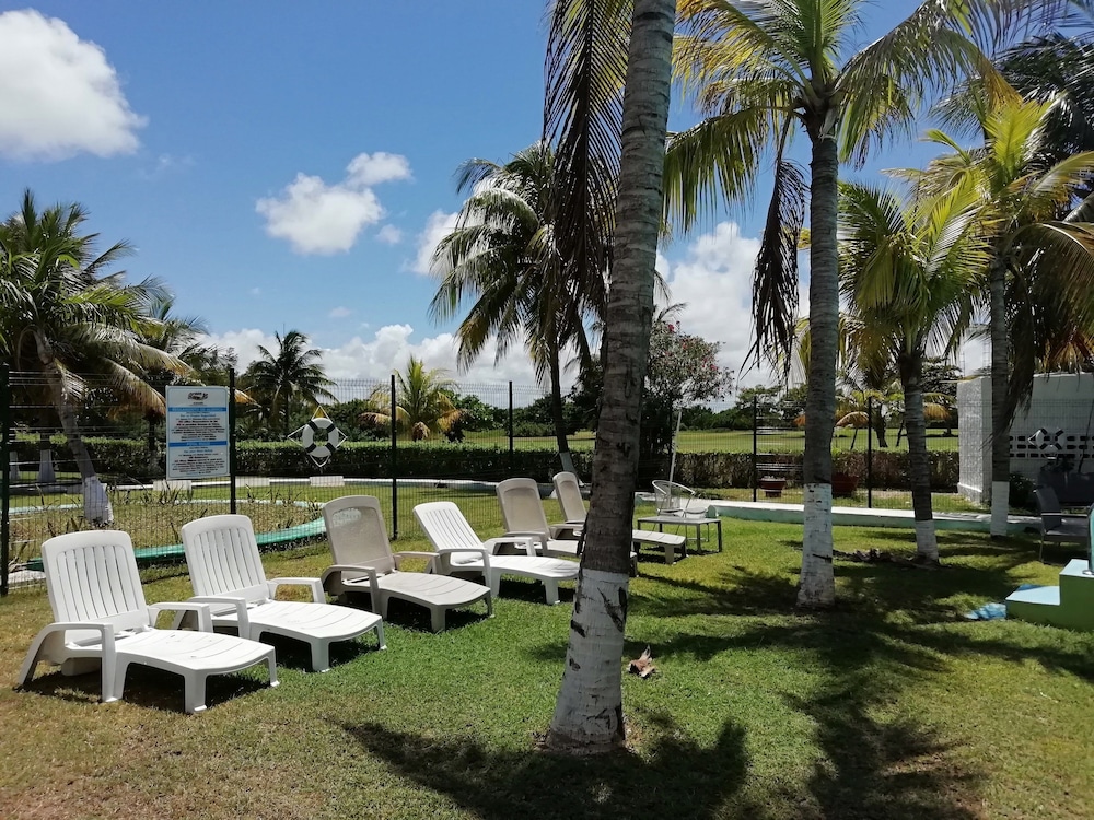 Hotel Green 16 Extended Stay 43/49
