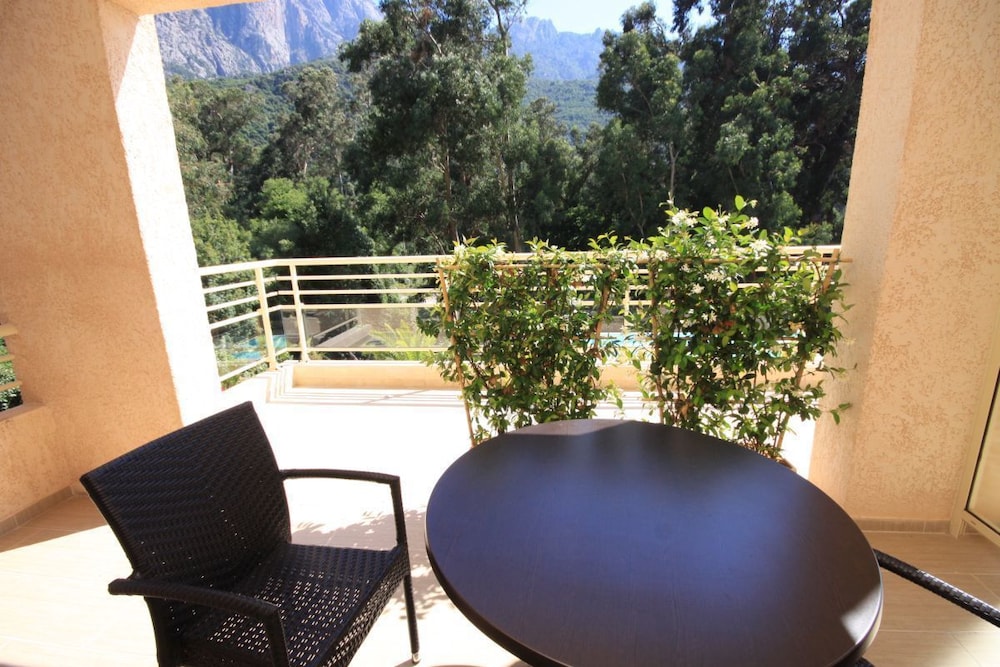 Hotel Costa Rossa 34/47