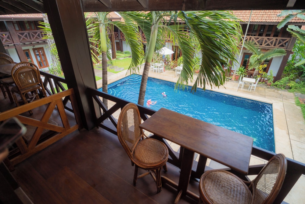 Muangthong Hotel 44/50