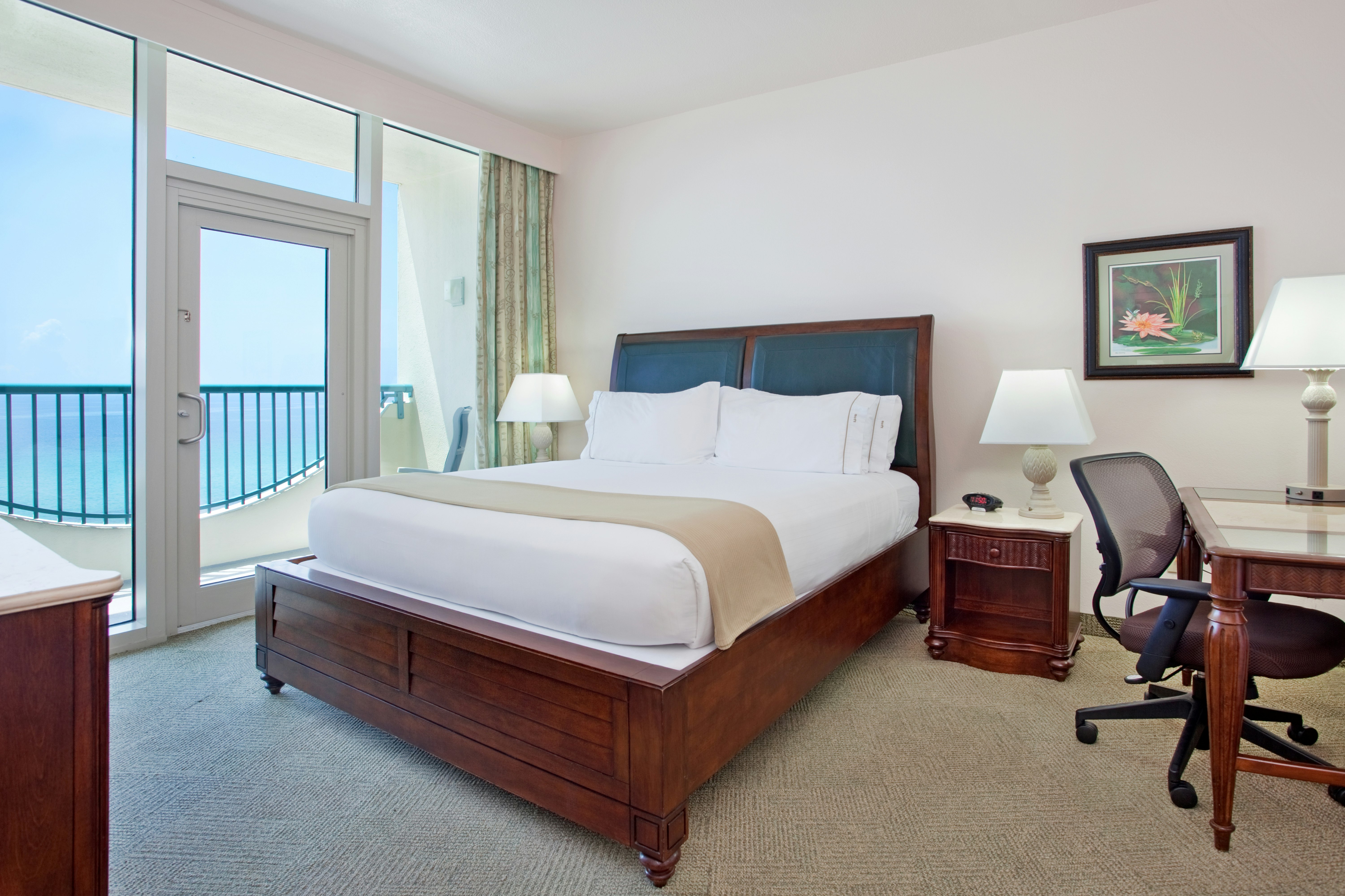 Holiday Inn Express Pensacola Beach 22/60