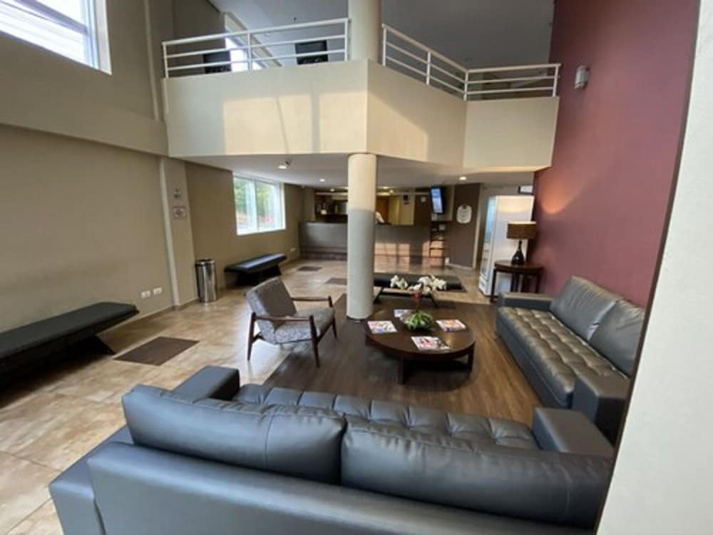 Lummina Hotel 23/42