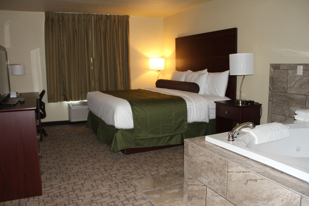 Cobblestone Hotel & Suites - Devils Lake 21/62