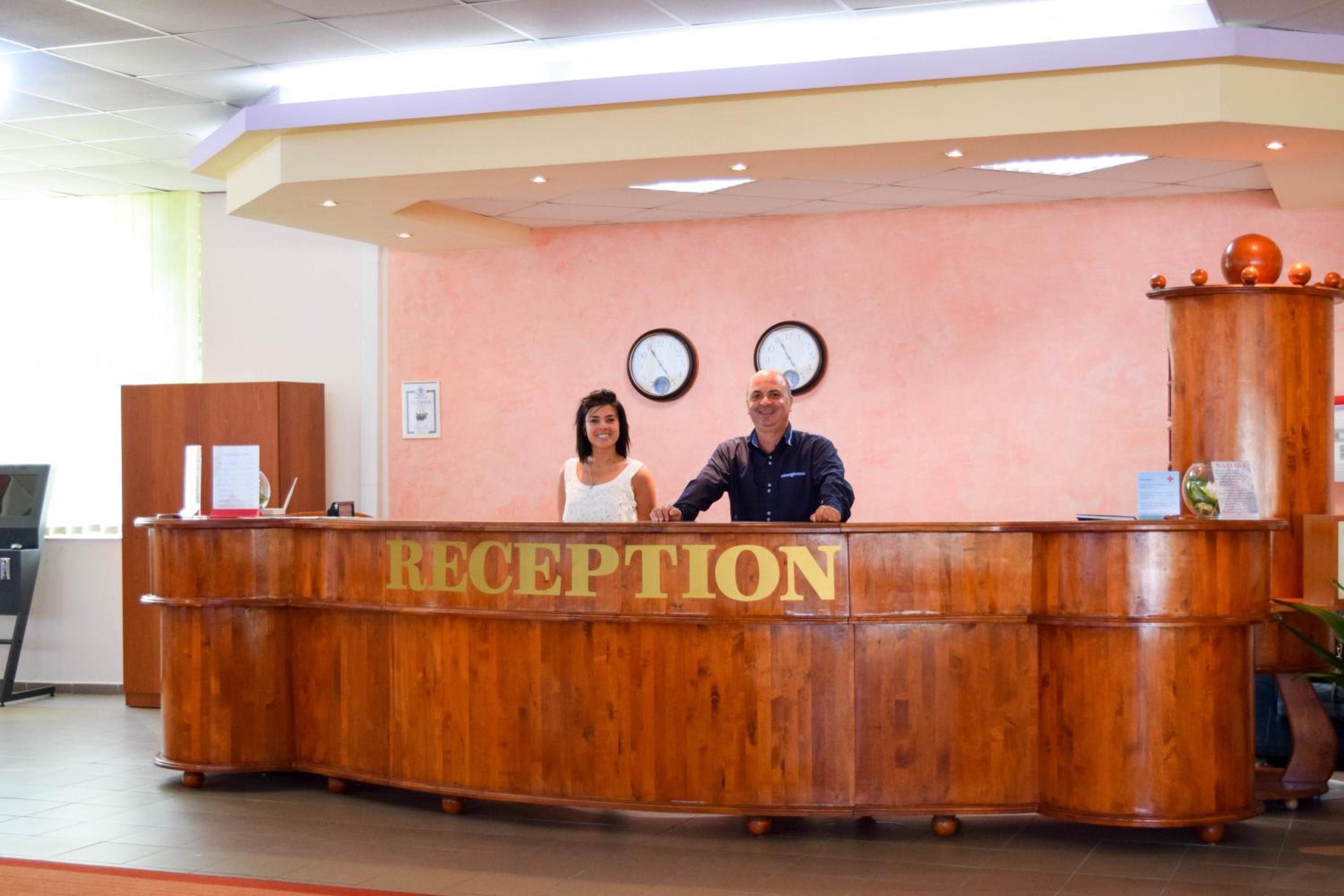 Balaton Hotel 7/52