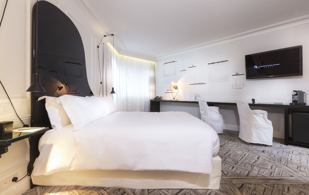 La Maison Champs Elysees 25/67