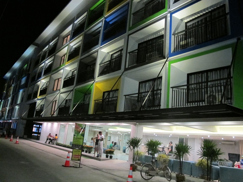 Suvarnabhumi Oriental Resort 3/64