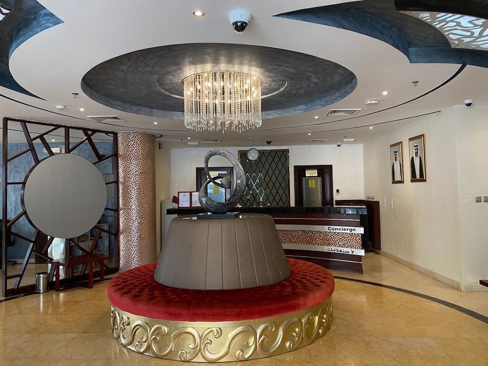 Palm Inn Hotel 4/40