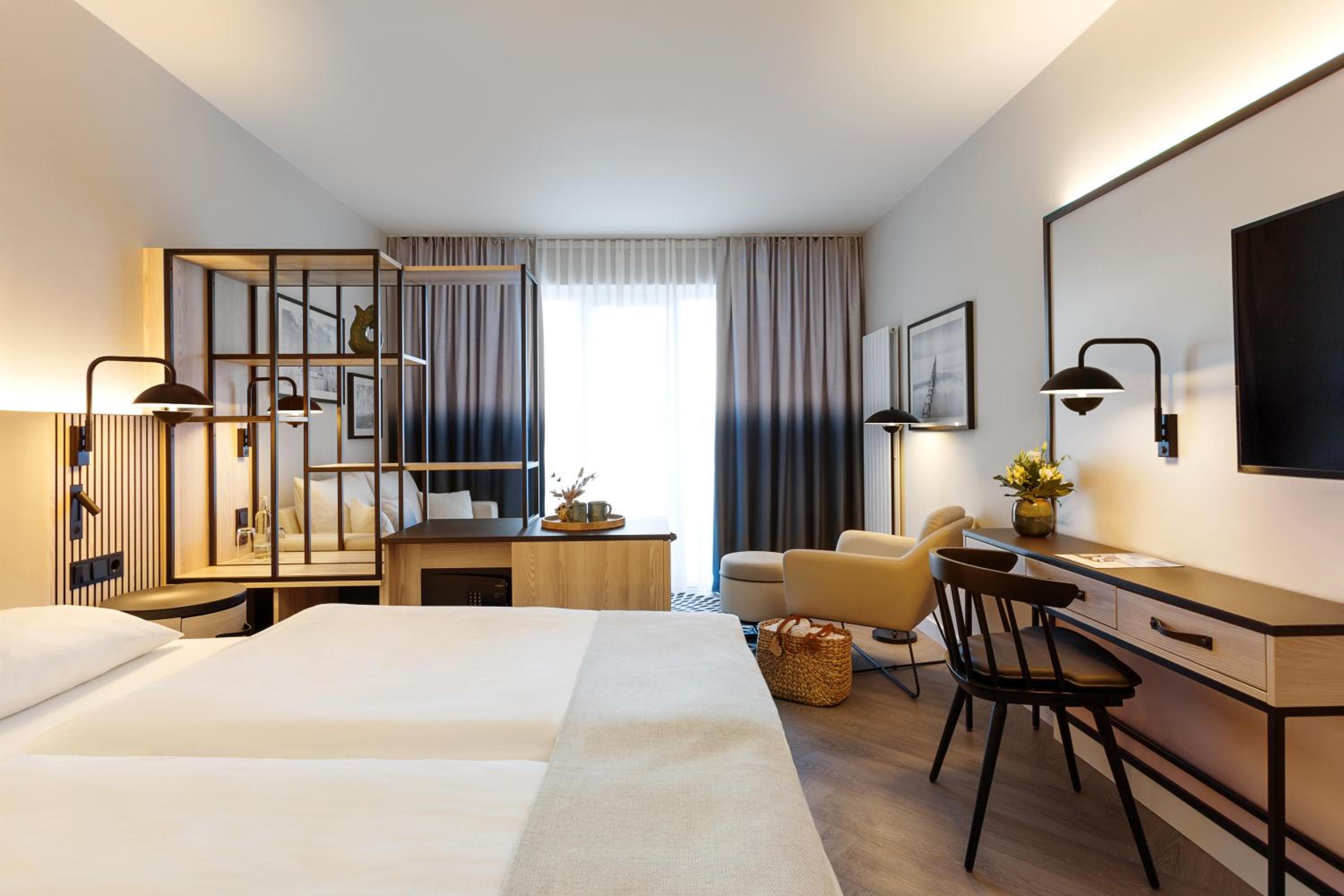 Renovated, Roof Top, Deluxe, Double Bed, Sea View, Sofa, Terrace