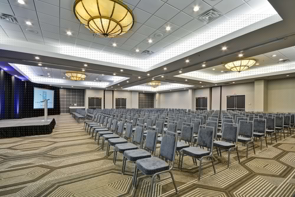 Embassy Suites Charlotte 45/73