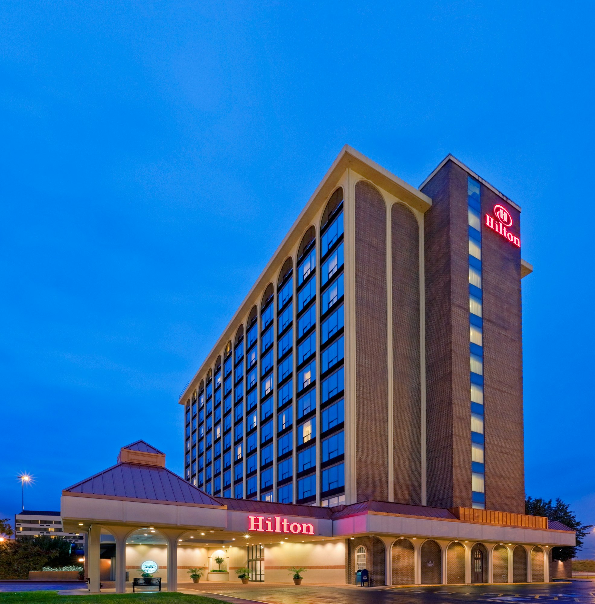 Hotel Belvoir Springfield 1/86