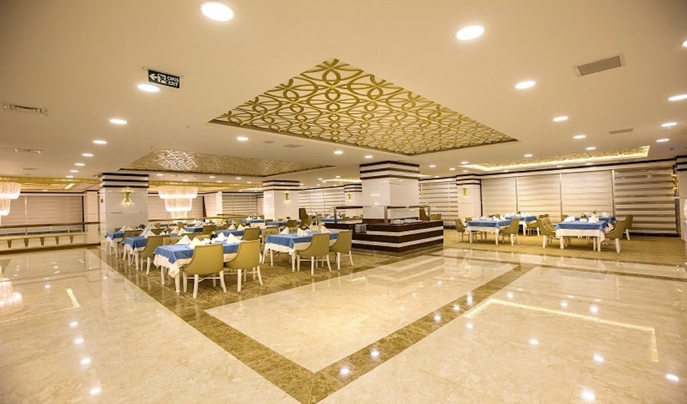 Mittania Regency Hotel 29/33