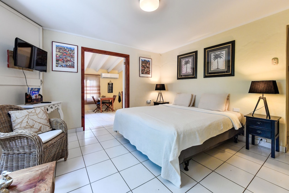 Brisas Studio Apartments - Adults Only 11/50