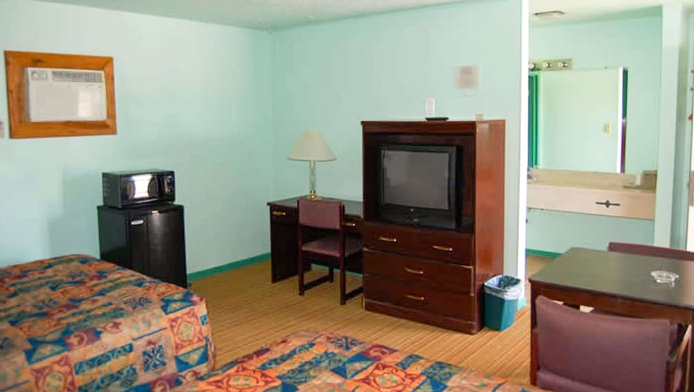 American Inn And Suites Childress 9/30
