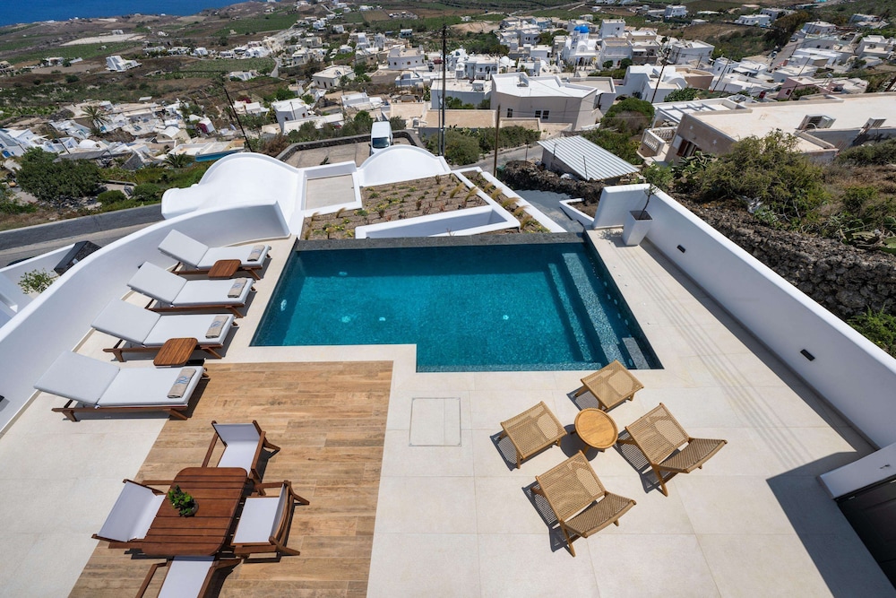 Venus Sunrise Suites and Villas 53/64