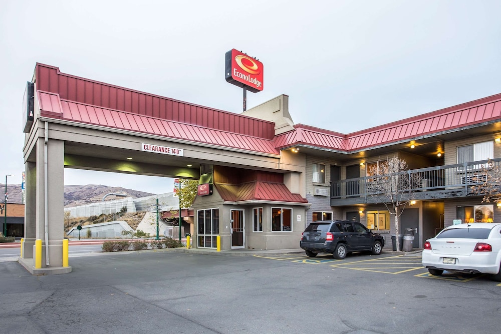 Econo Lodge Downtown Salt Lake 38/42