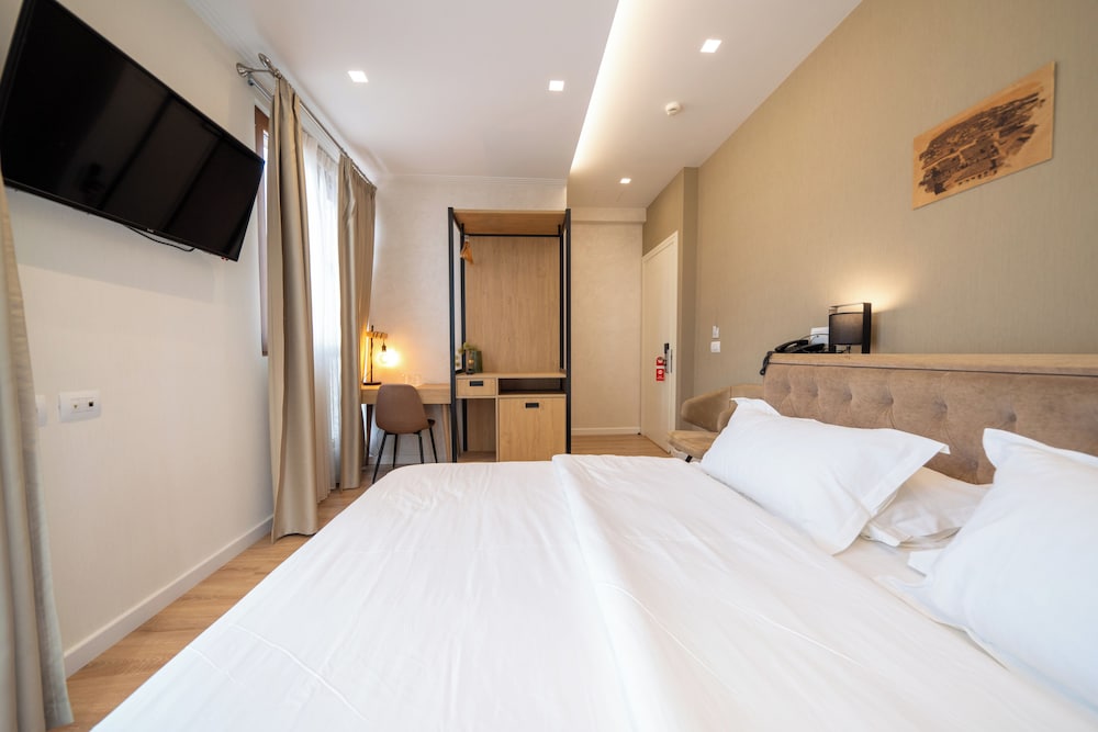 Merko Hotel 14/60